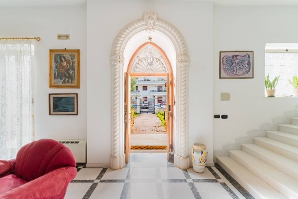 Foto Villa singola in Viale Antonio Labianca, Adelfia di 800 m² in vendita