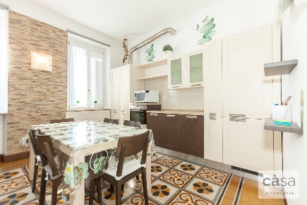 Foto Appartamento in Via Arnaldo De Mohr, Malnate in vendita