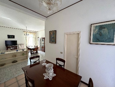 Foto Appartamento a Porto San Giorgio di 102 m² con 5 locali in vendita