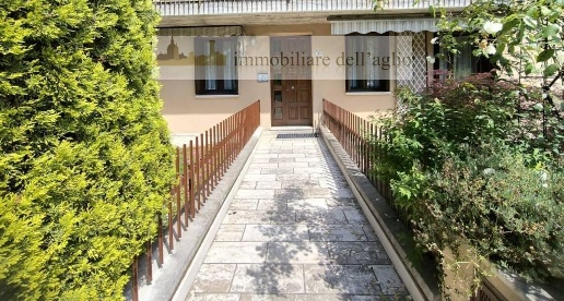 Foto Appartamento in Lombardia, Lonato del Garda Lonato di 85 m² in vendita