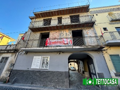 Foto Appartamento a Brusciano di 200 m² con 8 locali in vendita