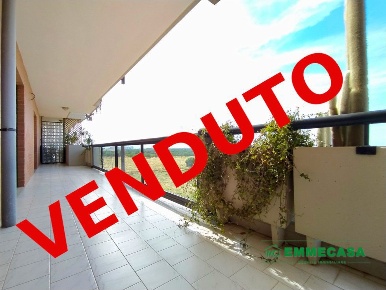 Foto Appartamento a Valenzano Carrassi di 115 m² con 4 locali in vendita