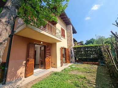 Foto Villa bifamiliare in Via Marziale Cerutti 84, Lonato del Garda Lonato