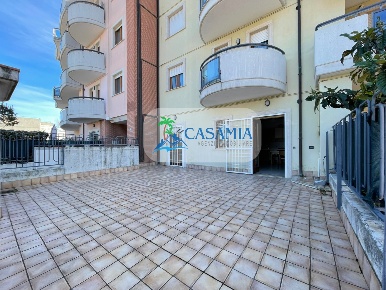 Foto Appartamento in Via Salvo D'Acquisto 45, Grottammare Centro di 52 m²