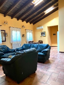 Foto Appartamento in Via Abetone Superiore, Maranello Viali di 150 m²