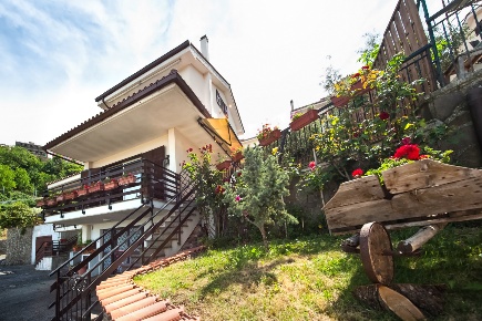 Foto Villa bifamiliare in Via Borgo Valle Vergine 71, Rocca di Papa Centro