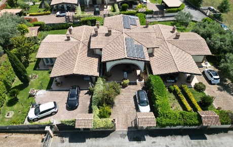 Foto Villa bifamiliare a Fiano Romano di 202 m² con 5 locali in vendita