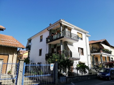 Foto Appartamento in via Battisti 24, Beinasco Borgaretto di 106 m²