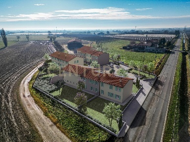 Foto Villa bifamiliare in Via Toffanelle Nuove, Zevio di 150 m² in vendita