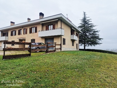 Foto Villa bifamiliare in Viale Ranchi 2, Umbertide Verna di 260 m²