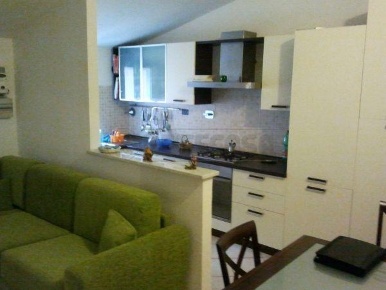 Foto Appartamento in Via Magenta, Ponsacco Centro di 74 m² con 3 locali