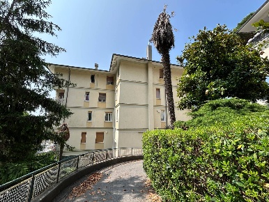 Foto Appartamento in Via Al Castellaccio, Genova Righi di 114 m² in vendita