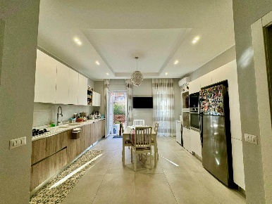 Foto Appartamento a Napoli Fuorigrotta di 85 m² con 3 locali in vendita