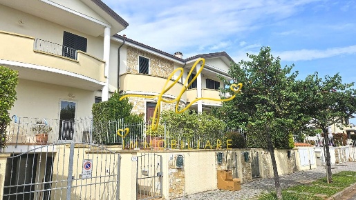Foto Villa a Rosignano Marittimo in vendita