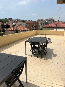 Foto Appartamento a Ancona di 95 m² con 4 locali in vendita