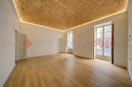 Foto Appartamento in Via THESAURO 5, Torino San Salvario - Dante di 105 m²