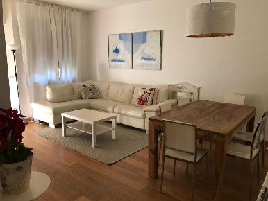Foto Appartamento a Carrara Marina di Carrara di 90 m² con 4 locali