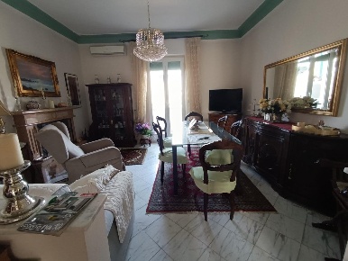 Foto Appartamento a Carrara Stadio, Sant'Antonio, Marasio di 90 m²