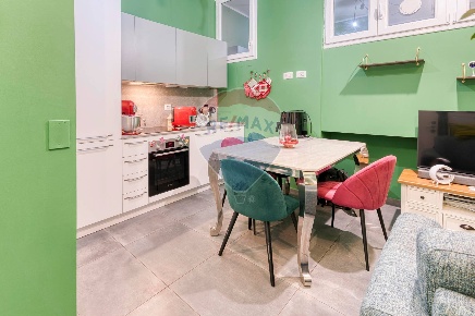 Foto Appartamento in VIA TOLENTINO, Milano in vendita