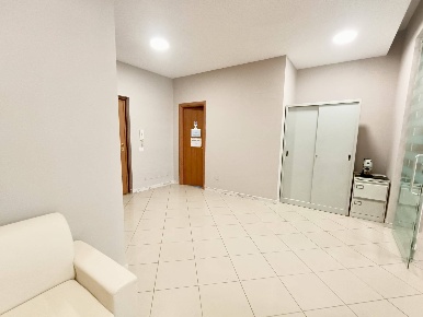 Foto Ufficio a Casalnuovo di Napoli di 70 m² con 2 locali in vendita