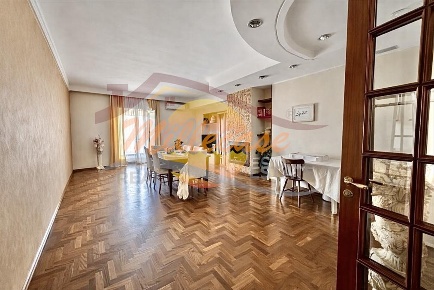 Foto Appartamento in Via Monte Rosa 6, Siracusa Epipoli di 154 m²