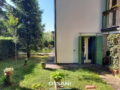 Foto Villa a schiera in VIA NONNI, Faenza di 200 m² con 6 locali in vendita