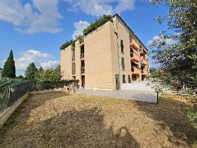 Foto Appartamento in Largo Marchisiellio 3d, Foligno in vendita