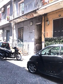 Foto Appartamento in Via Santa Maria dell'Aiuto 35, Catania in vendita