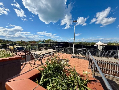 Foto Villa a schiera in VIA ALFONSO GATTO, Orbetello Centro di 210 m²