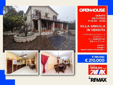 Foto Villa singola in Via Rosario Livatino, Pedara Centro di 210 m²