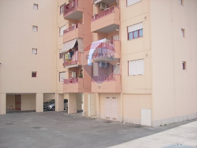 Foto Appartamento in via Trieste, Riposto in vendita