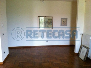 Foto Appartamento in V. di Pelle, Santa Croce sull'Arno Centro di 75 m²