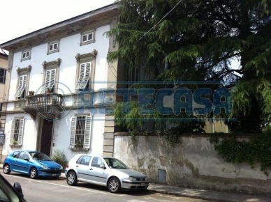 Foto Villa unifamiliare in V. Cavour, Santa Croce sull'Arno Centro