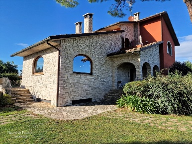 Foto Villa unifamiliare in Località Ferretto 48, Castiglione del Lago