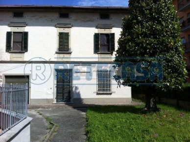 Foto Villa unifamiliare in Via S. Tommaso, Santa Croce sull'Arno Centro