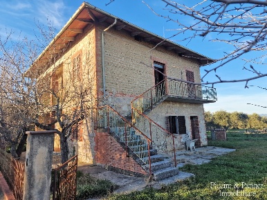Foto Villa bifamiliare in Via San Biagio, Castiglione del Lago Badia