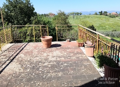 Foto Appartamento in Via Castiglionese 51, Castiglione del Lago di 103 m²