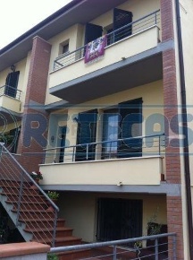 Foto Villa bifamiliare in V. di Pelle, Santa Croce sull'Arno Centro