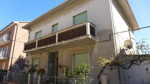 Foto Villa bifamiliare in Via Carlo Pisacane 24, Chiaravalle Centro