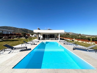 Foto Villa unifamiliare a Castellammare del Golfo di 142 m² con 5 locali