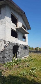 Foto Villa singola a Pedara Centro di 600 m² con 10 locali in vendita