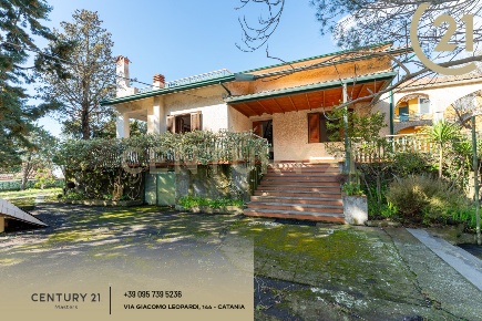 Foto Villa unifamiliare in Via Francesco Durante 11, Pedara Centro