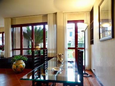 Foto Villa unifamiliare a Santa Croce sull'Arno Centro di 300 m² in vendita