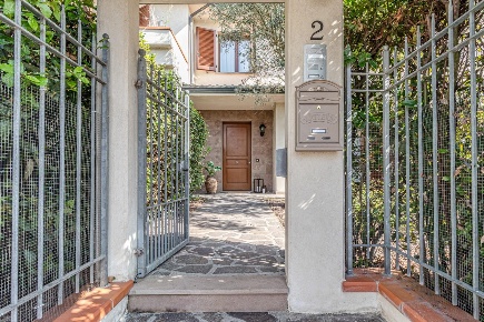 Foto Villa a schiera a Santa Croce sull'Arno Centro di 130 m² con 6 locali