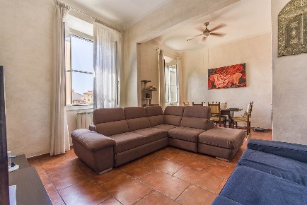 Foto Appartamento a Livorno Porta a Mare - Mazzini di 160 m² con 8 locali