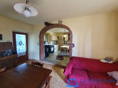 Foto Casa indipendente a Vinci di 165 m² con 7 locali in vendita