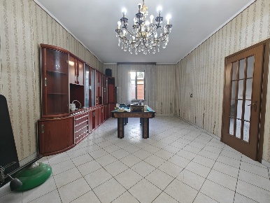 Foto Appartamento in Via nosari 8, Guastalla Centro di 200 m² con 6 locali