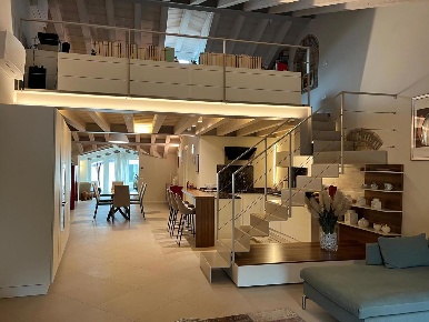 Foto Appartamento in Via Sant' Antonio 27, Marostica Centro di 250 m²