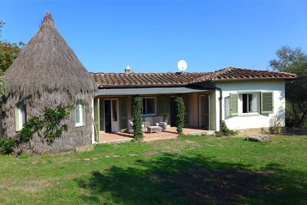 Foto Villa unifamiliare a Impruneta Grassina di 250 m² con 10 locali