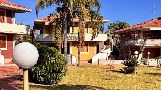 Foto Appartamento a Riposto Centro di 58 m² con 2 locali in vendita